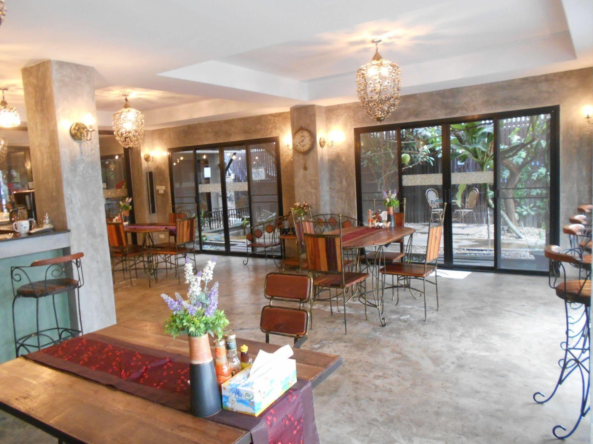 G2 Boutique Hotel Chiang Mai Exterior foto