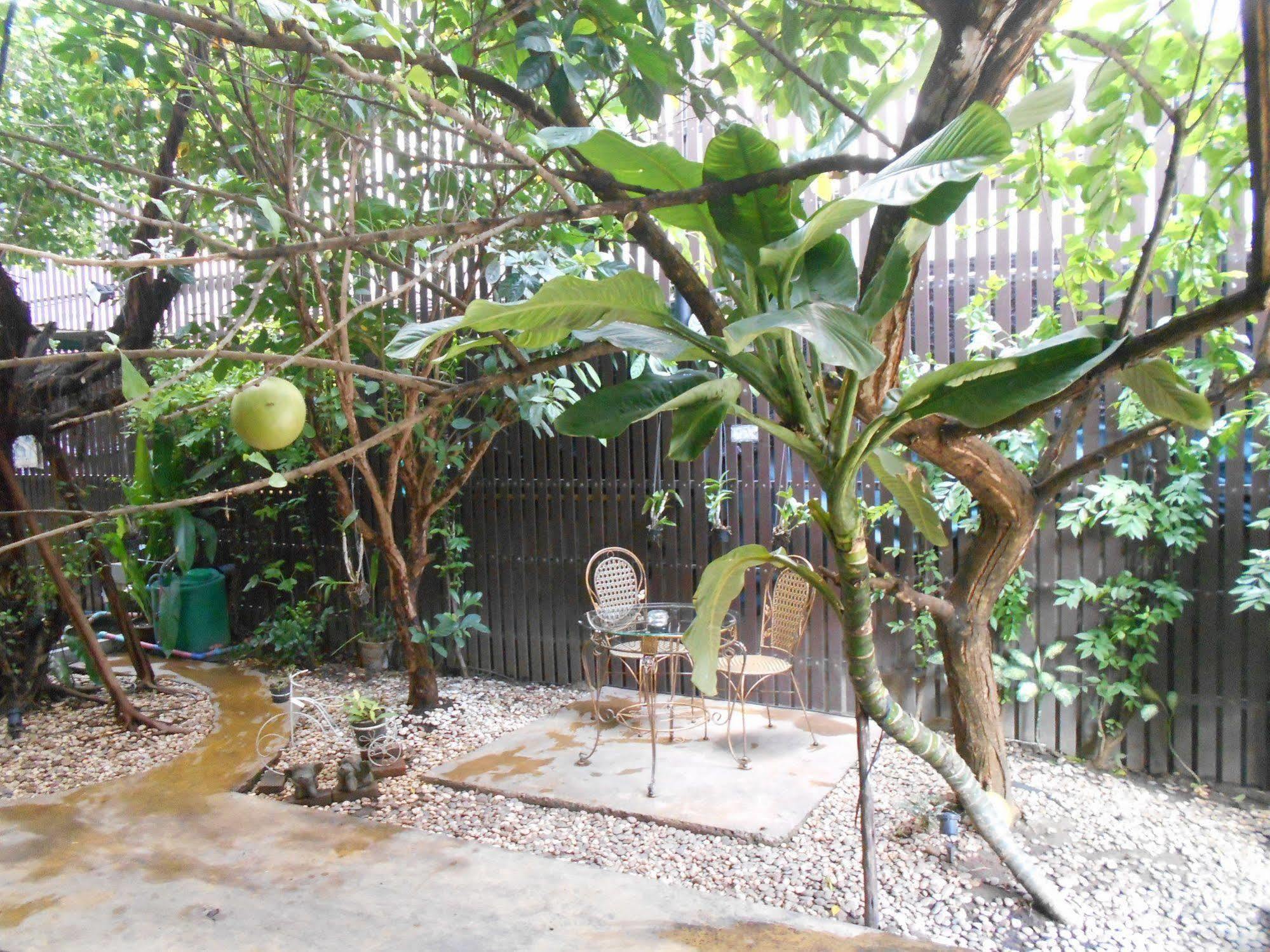 G2 Boutique Hotel Chiang Mai Exterior foto